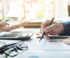 Assistance to Low Income Earners with Tax Returns Tax agent with client